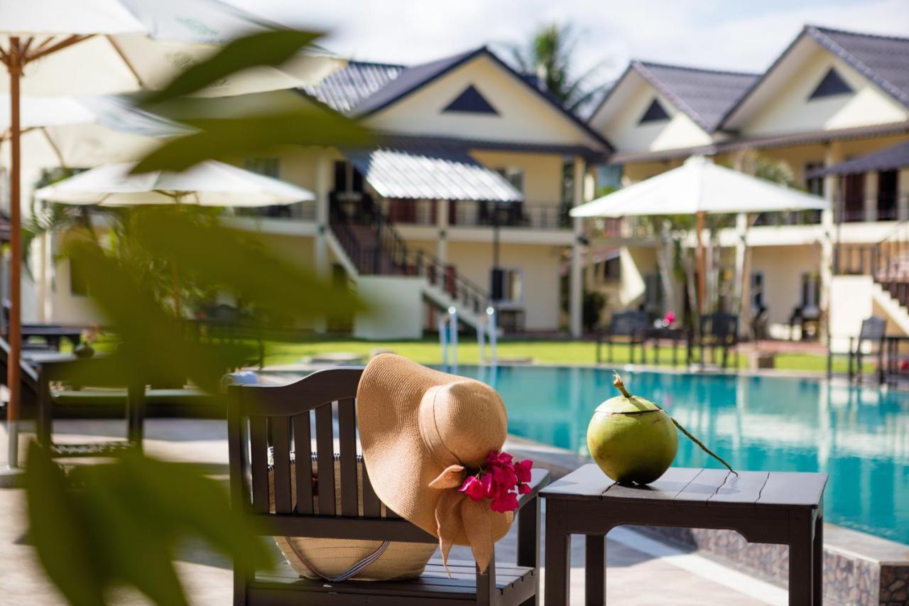 Sansan Resort Vangviang Kültér fotó